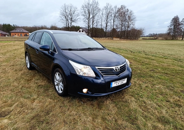 Toyota Avensis cena 23900 przebieg: 301000, rok produkcji 2010 z Węgliniec małe 596
